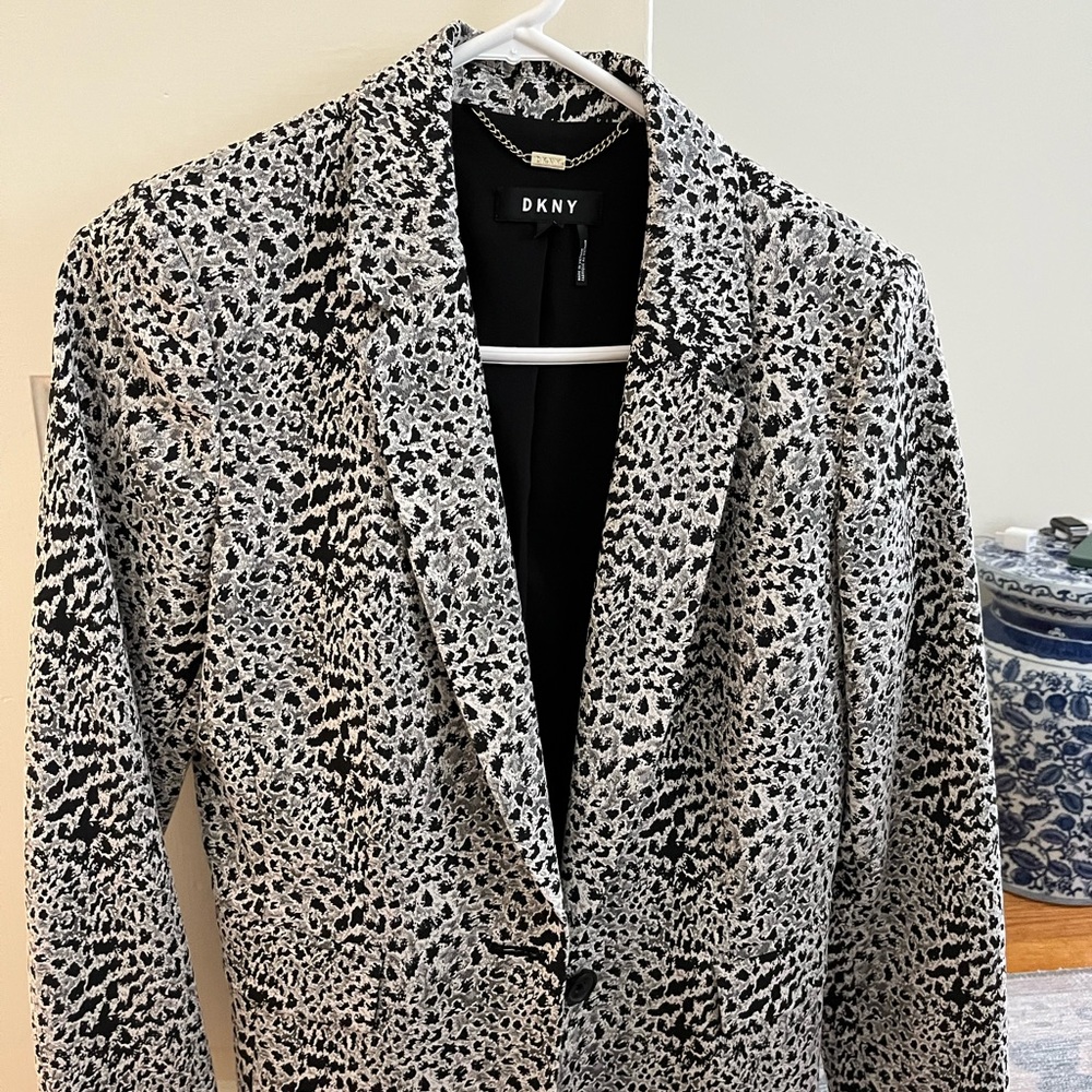 Leopard print black and white blazer